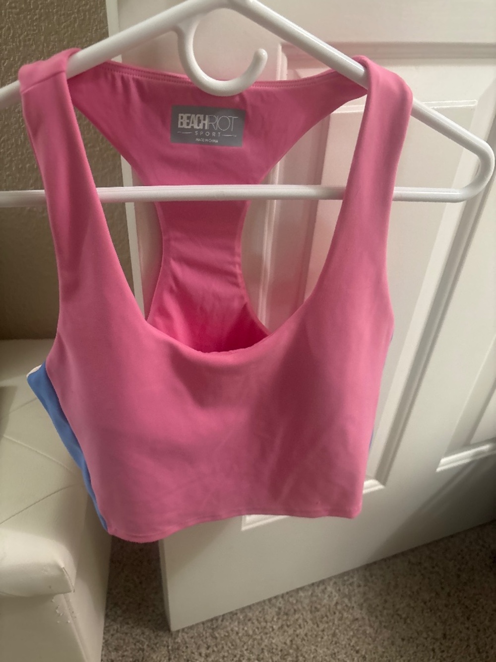 Beach riot brand new size large